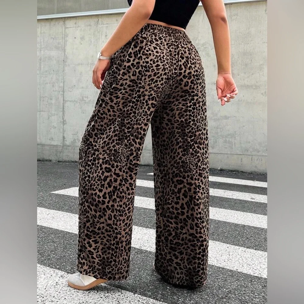 Leopard Print Boxer Vibe Wide-Leg Pants - Picture 4 of 15